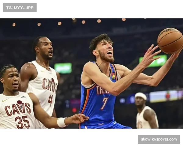 霍姆格伦护框与空间能力兼具 定义新时代内线球员价值 霍姆格伦护框与空间能力兼具 定义新时代内线球员价值